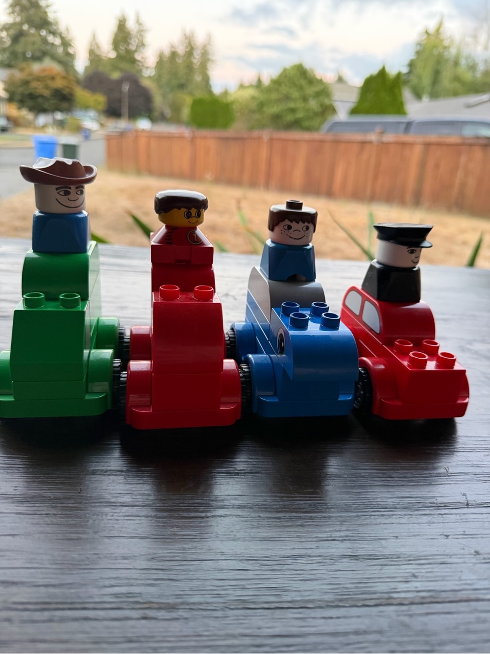 Lego duplo Pull-Back Toy Cars with Mini Figures - Green, Red, Blue, Red